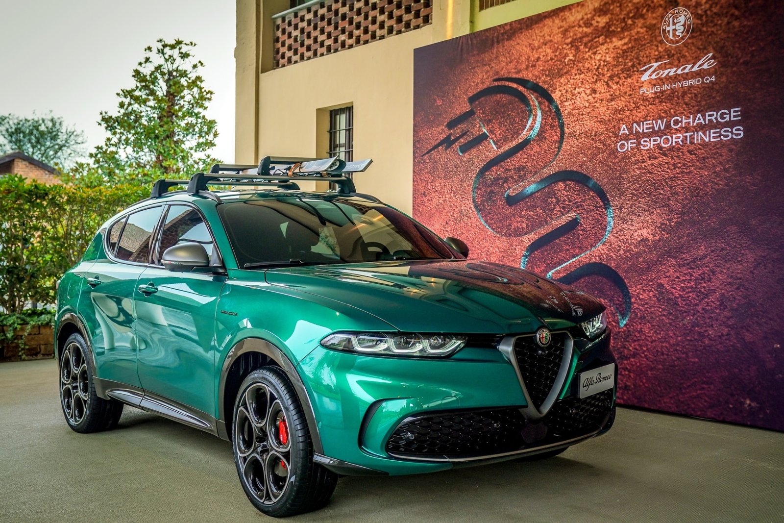 The New Alfa Romeo Tonale Hybrid: A Fusion of Style and Sustainability